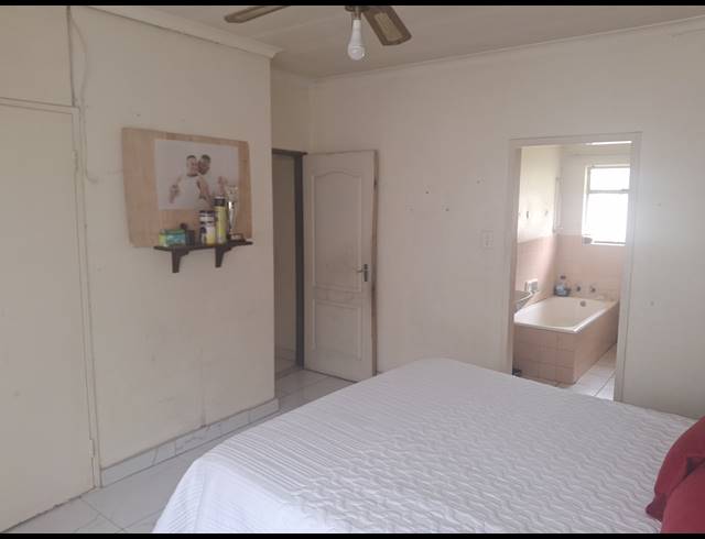4 BEDROOM FREEHOLD FOR SALE IN BIRCH ACRES